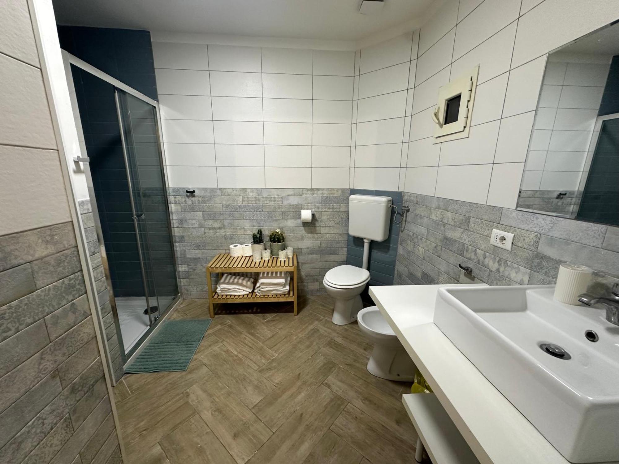 La Maisonette At Duomo Apartment Наполи Екстериор снимка